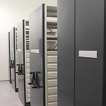 Liukuvat hyllyt (mobiili)