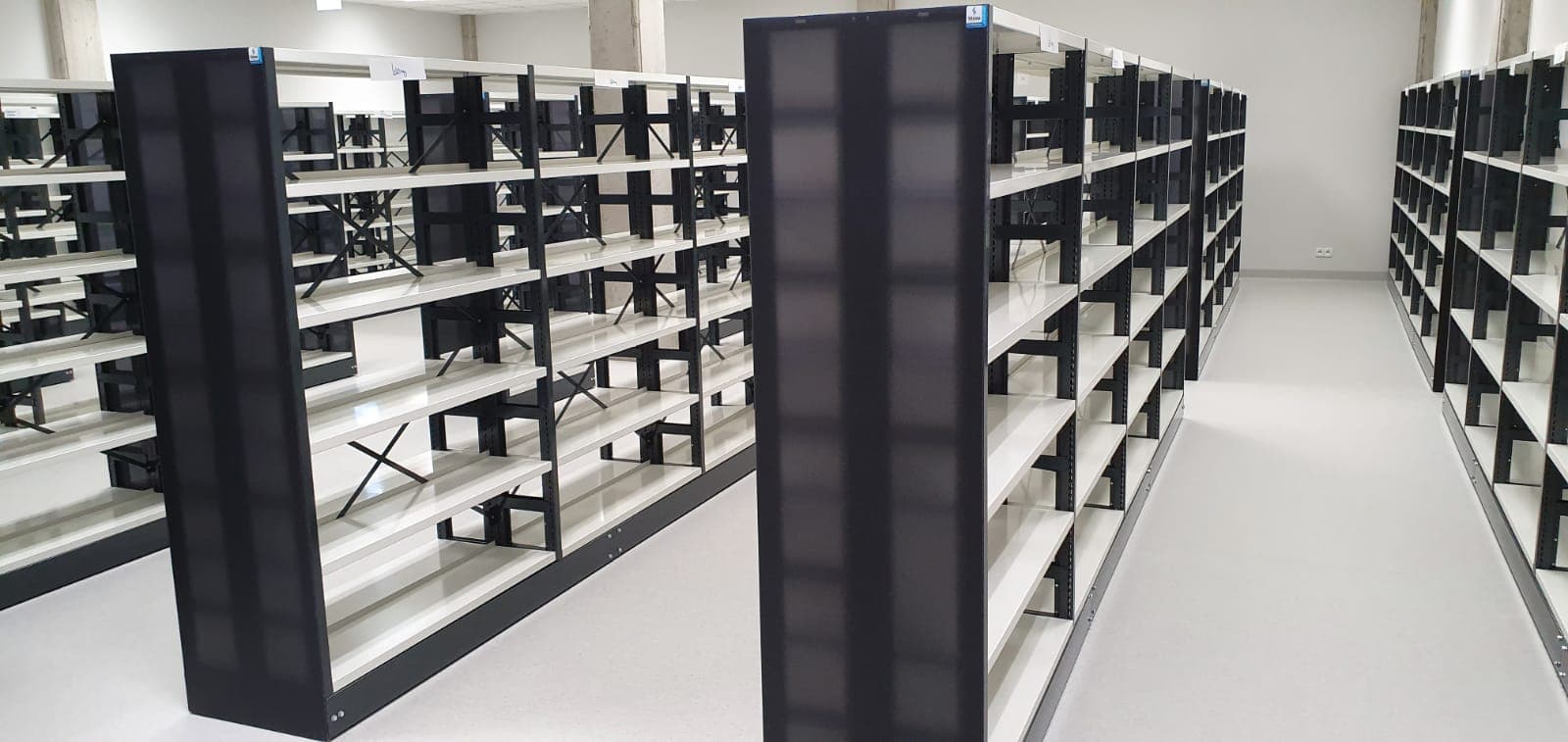 Sleesian huonekalut 01